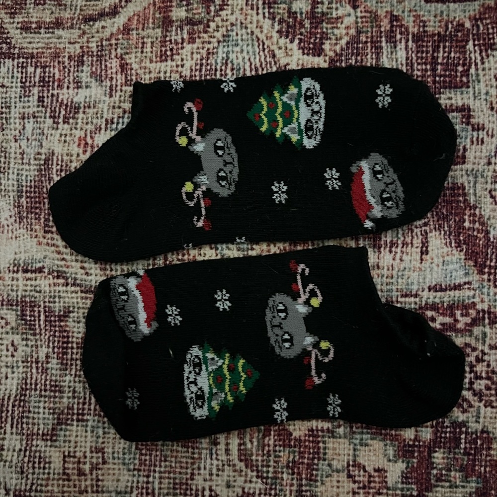 Kitty Christmas Socks 🌲